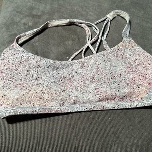 Free to be serene lululemon sports bra size 10